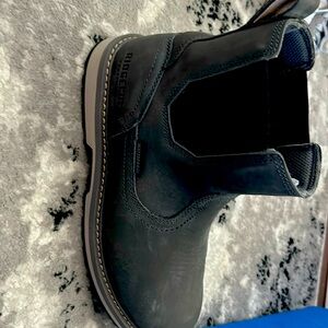Ridge cut toughwear women’s work boot.
